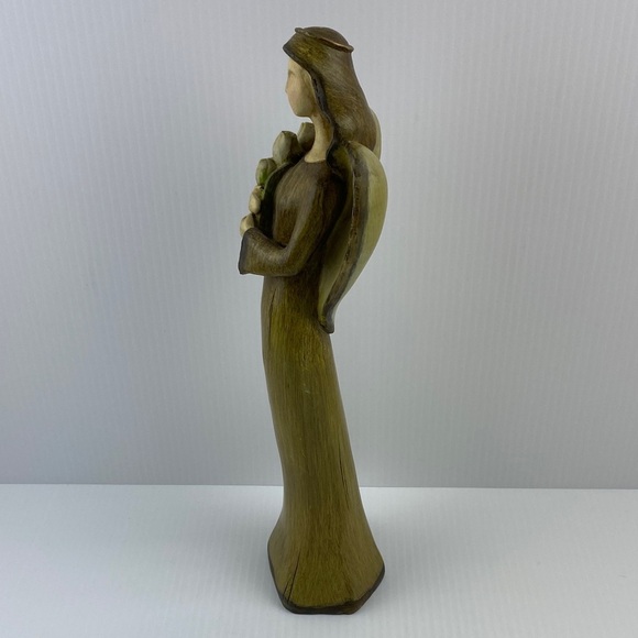 Tulip Angel Figurine by Maritime Collection - Picture 2 of 11